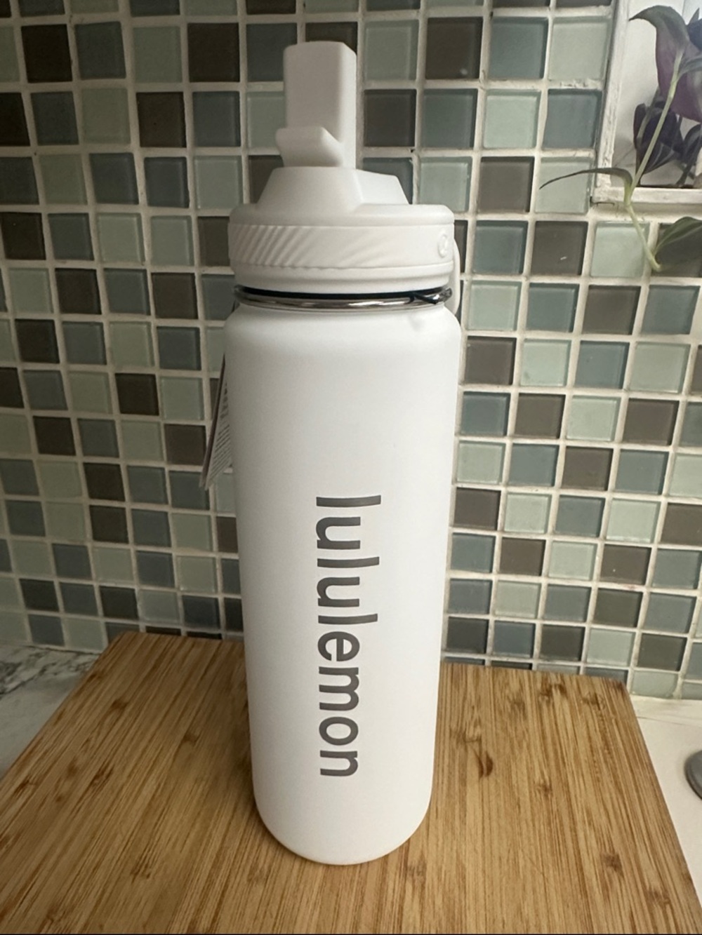 lululemon athletica White “Back to Life Sport” Water Bottle  24oz w/straw